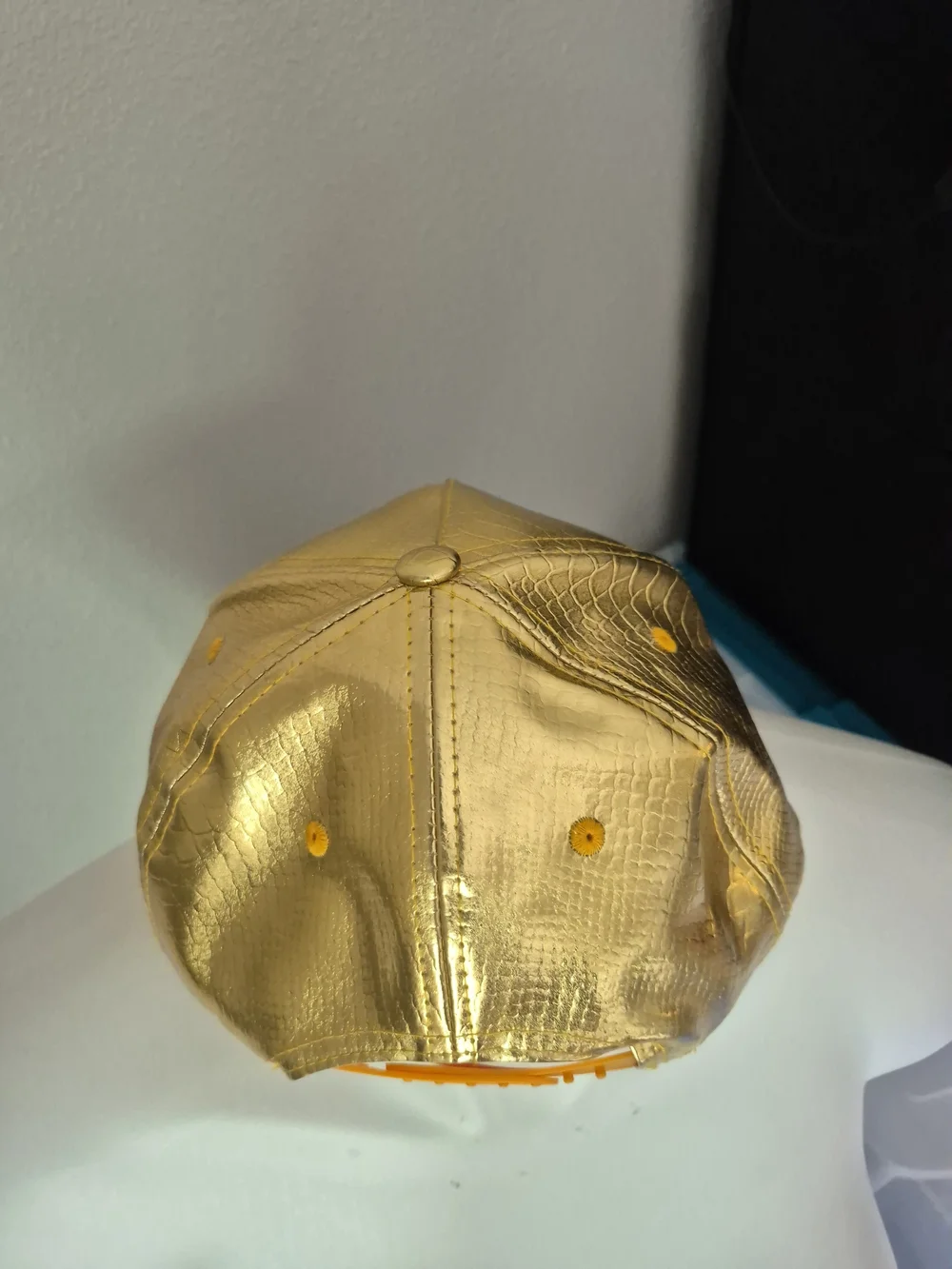 Men's Metallic Gold Rhinestone Dollar-Sign Snapback Hat